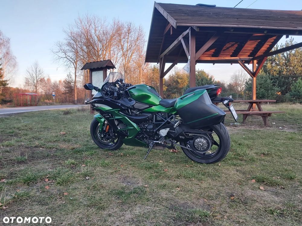 Kawasaki Ninja H2 SX - 27