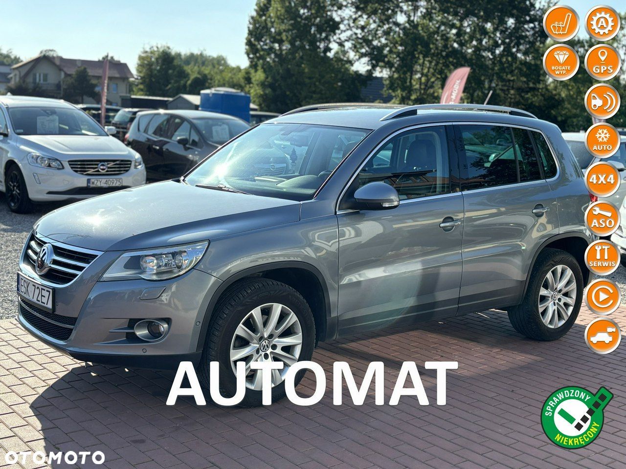 Volkswagen Tiguan - 1