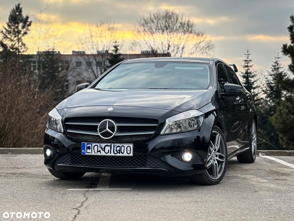 Mercedes-Benz Klasa A 180 (BlueEFFICIENCY) - 1