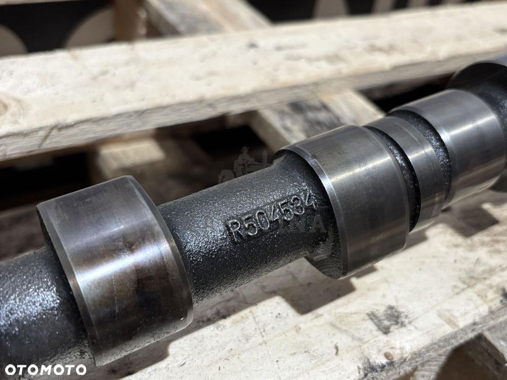 John Deere 4045t 6215 Wałek Rozrządu R504534 RE56375 R516237 - 3