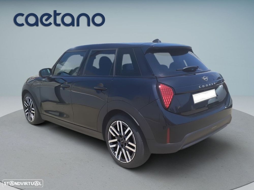 MINI 5 Portas Cooper Auto - 6