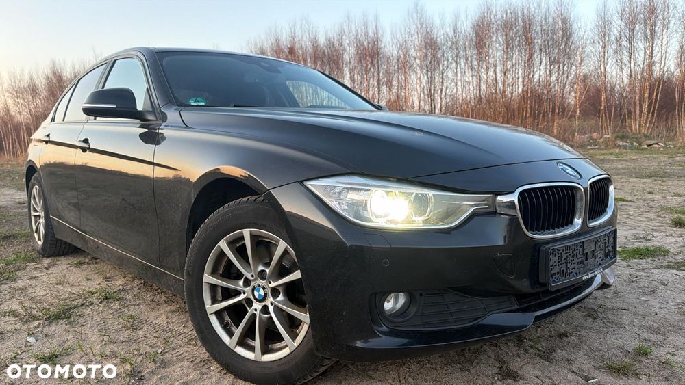 BMW Seria 3 320d Blue Performance - 4
