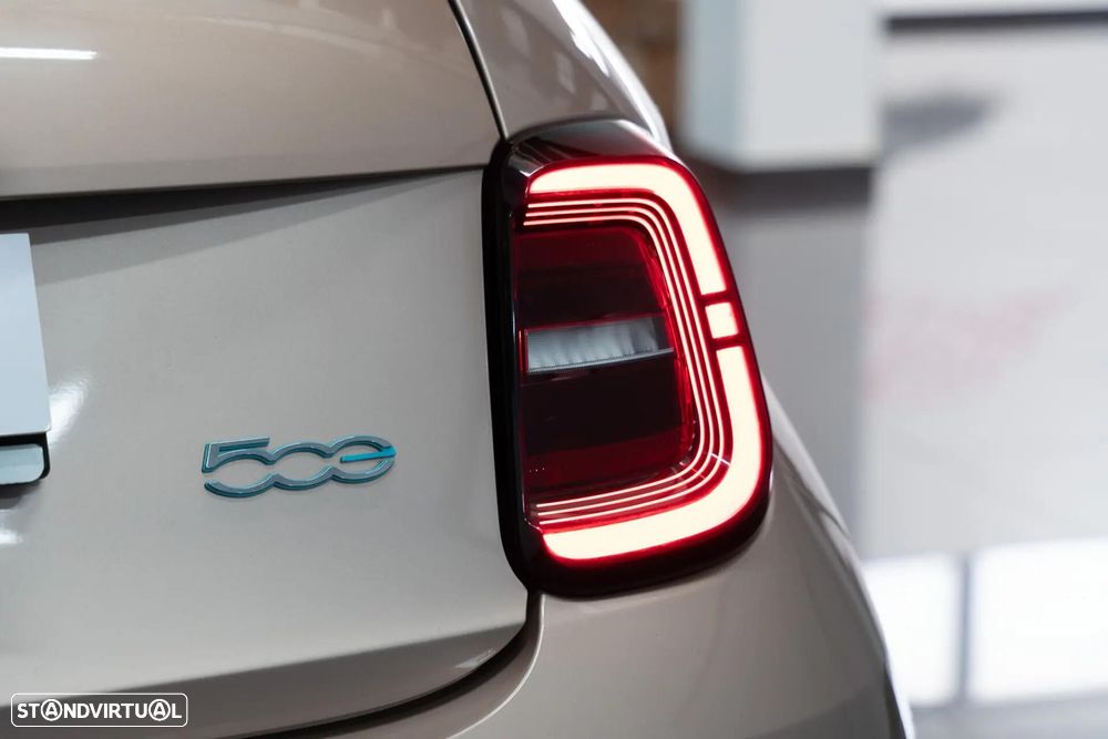 Fiat 500e C Icon - 8
