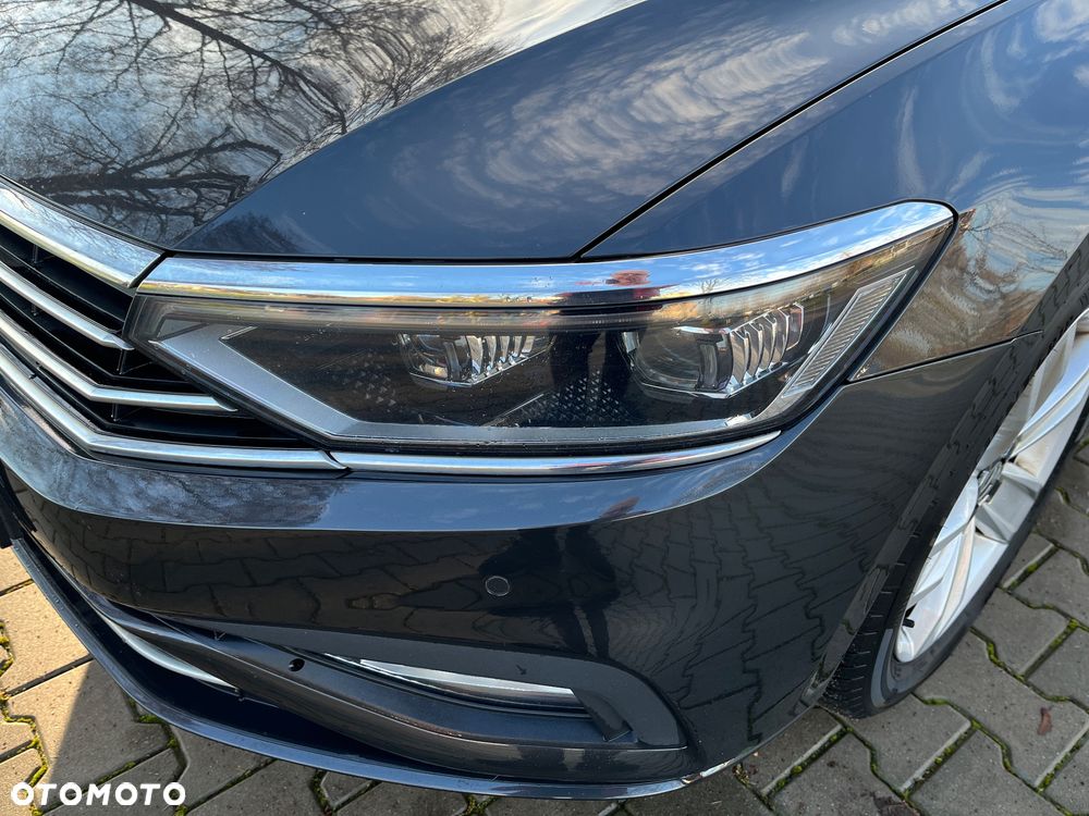 Volkswagen Passat 1.6 TDI SCR DSG Business - 12