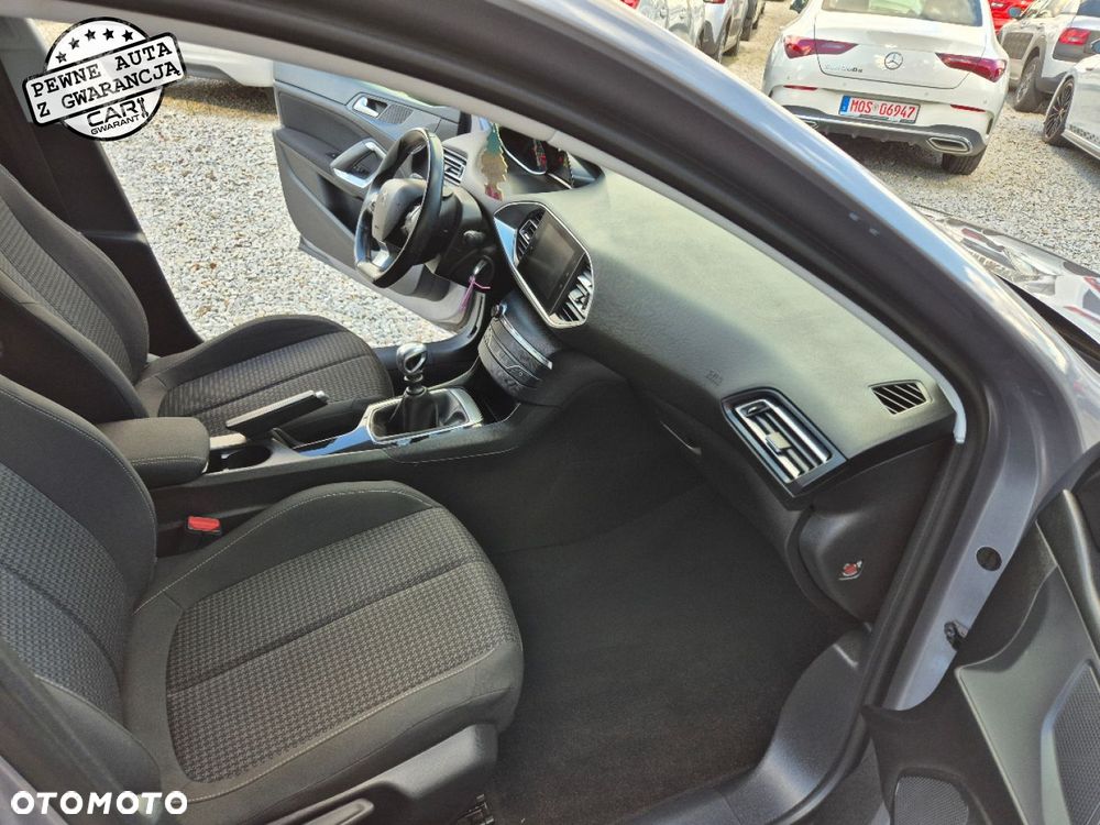 Peugeot 308 - 23