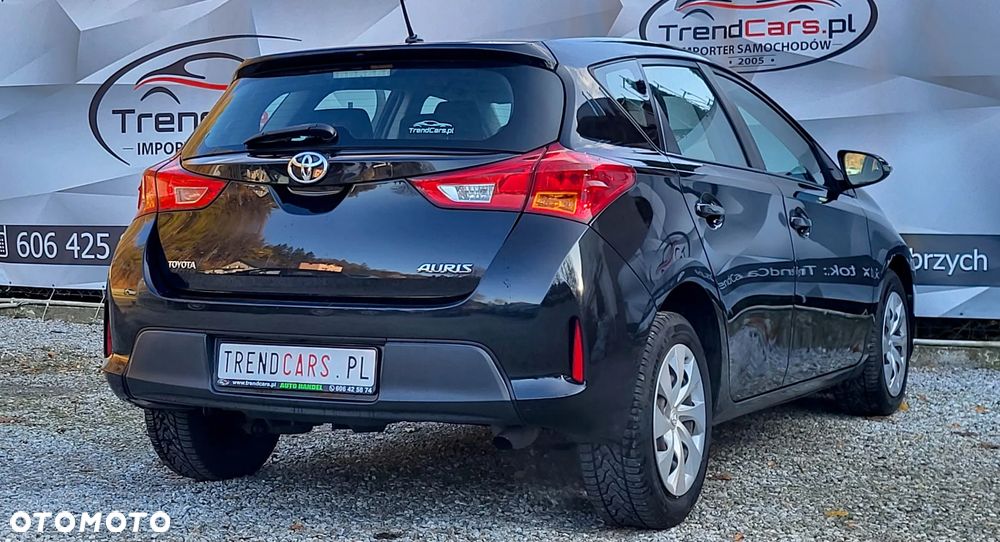 Toyota Auris 1.33 Dual-VVT-i Life - 26