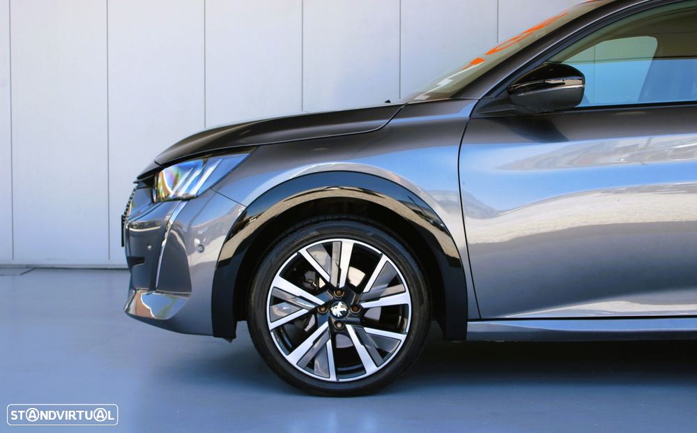 Peugeot 208 1.2 PureTech GT Line EAT8 - 5