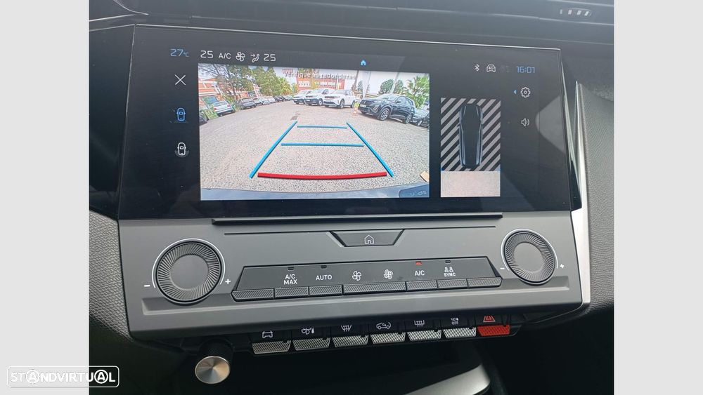 Peugeot 308 SW - 12