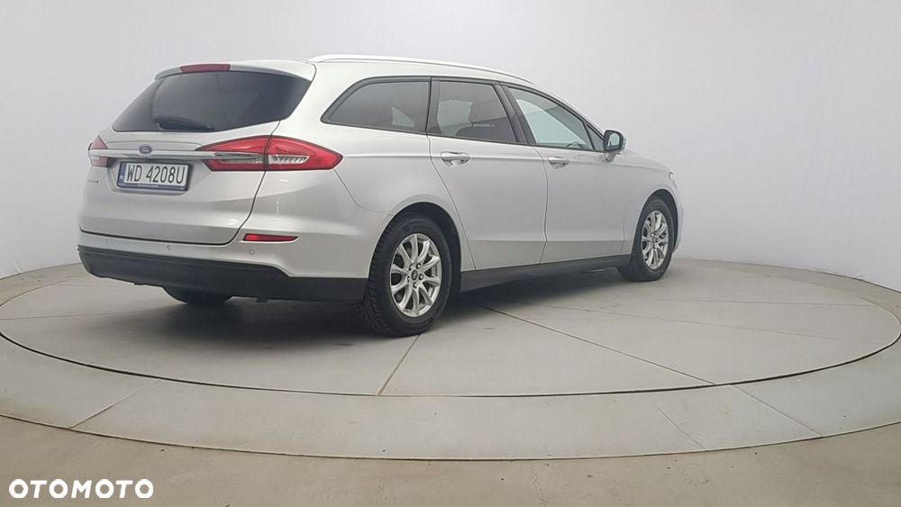 Ford Mondeo - 4