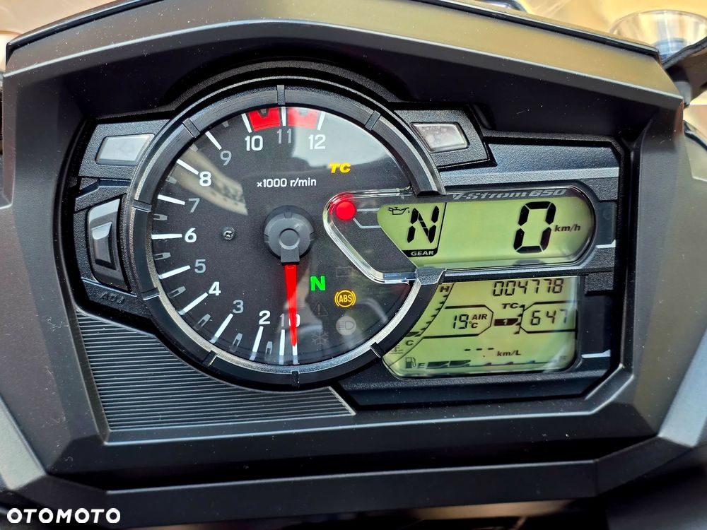 Suzuki V-STROM - 19