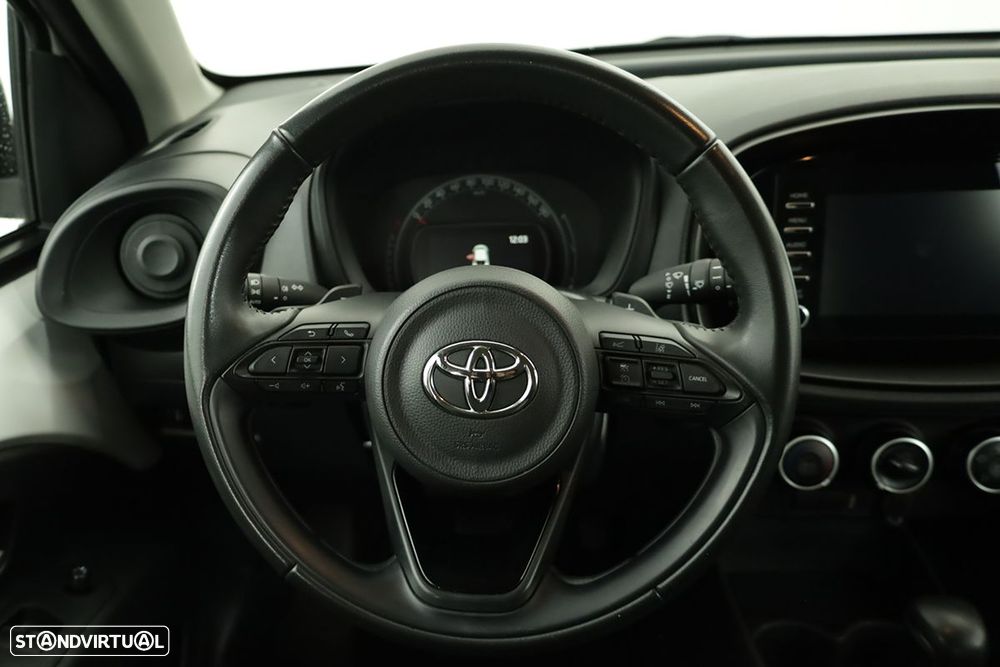 Toyota Aygo X - 13