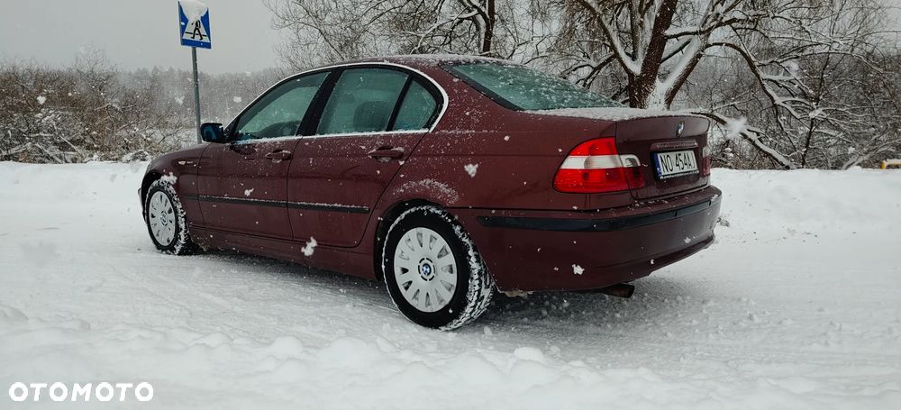 BMW Seria 3 316i Edition Exclusive - 18