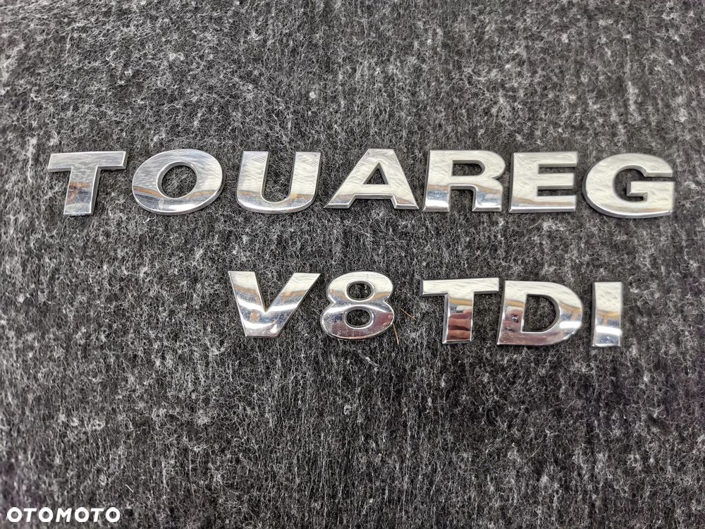 VW TOUAREG 7P 10-18R EMBLEMAT LITERY V8 TDI