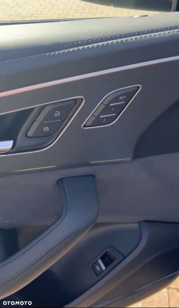 Audi RS Q8 TFSI Quattro Tiptronic Performance - 11