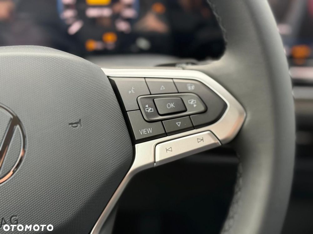 Volkswagen Golf - 28