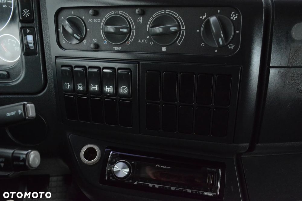 MAN TGM 18.250+HDS / 2011r / HDS HIAB / 4x2 / HDS RADIO / CiF / Niski przebieg - 18