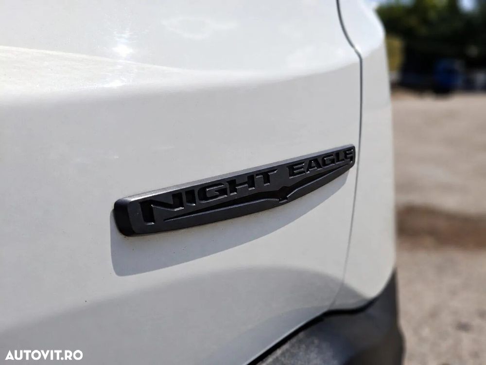 Jeep Renegade - 8