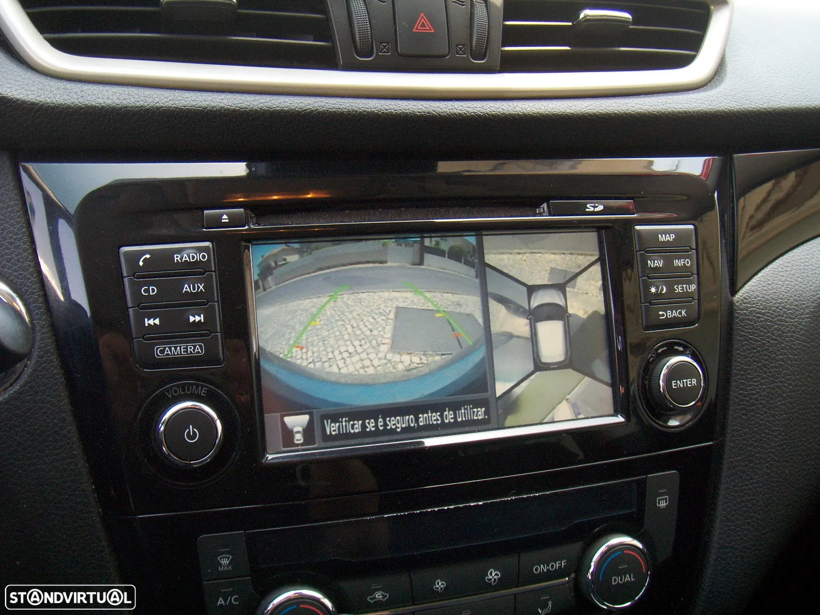 Nissan Qashqai 1.5 dCi Tekna Premium 18 129g - 24