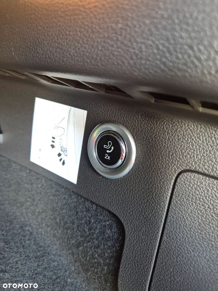 Ford Kuga 1.5 EcoBoost 2x4 Business Edition - 21