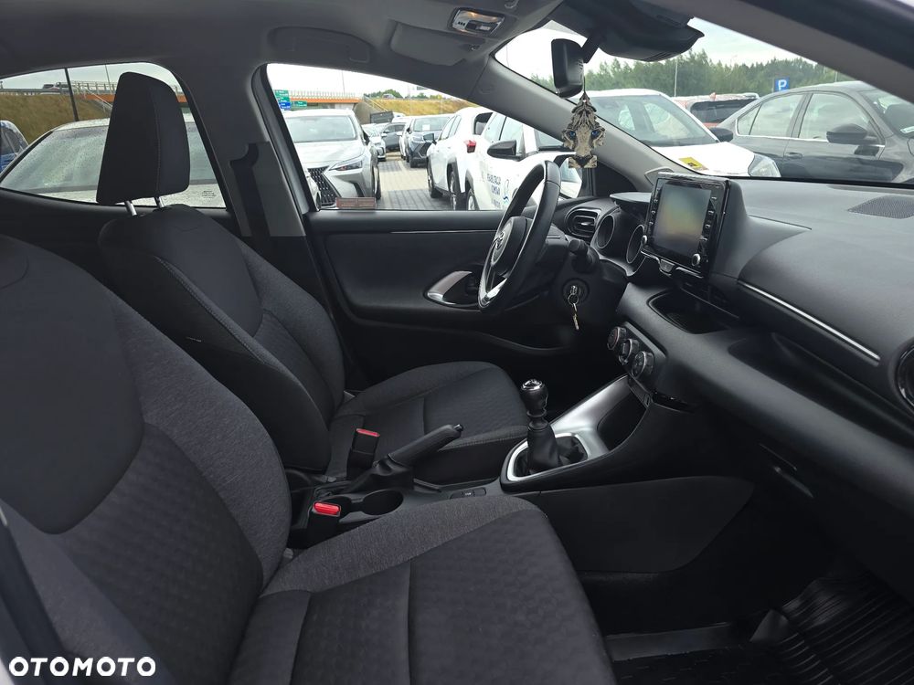 Toyota Yaris 1.5 Comfort - 10