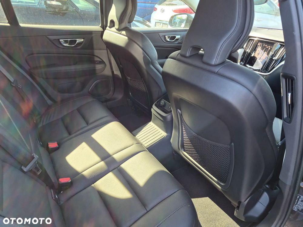 Volvo V60 - 24
