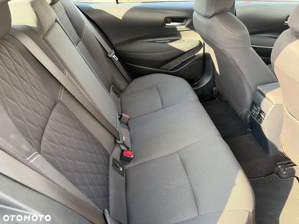 Toyota Corolla - 11