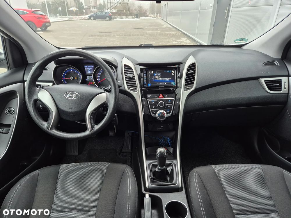 Hyundai i30 1.4 YES - 11