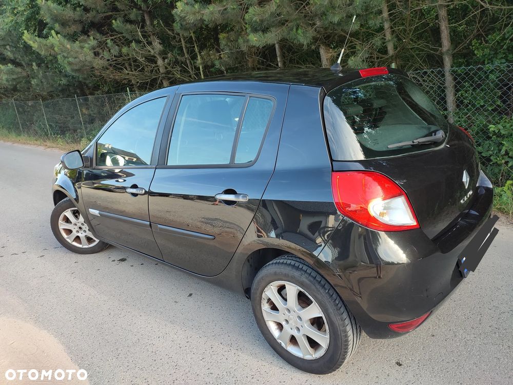 Renault Clio 1.2 TCE Authentique - 9