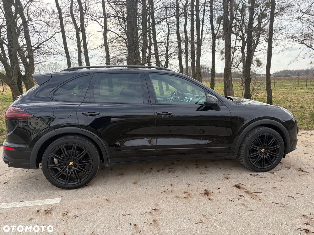 Porsche Cayenne Diesel Platinum Edition - 4