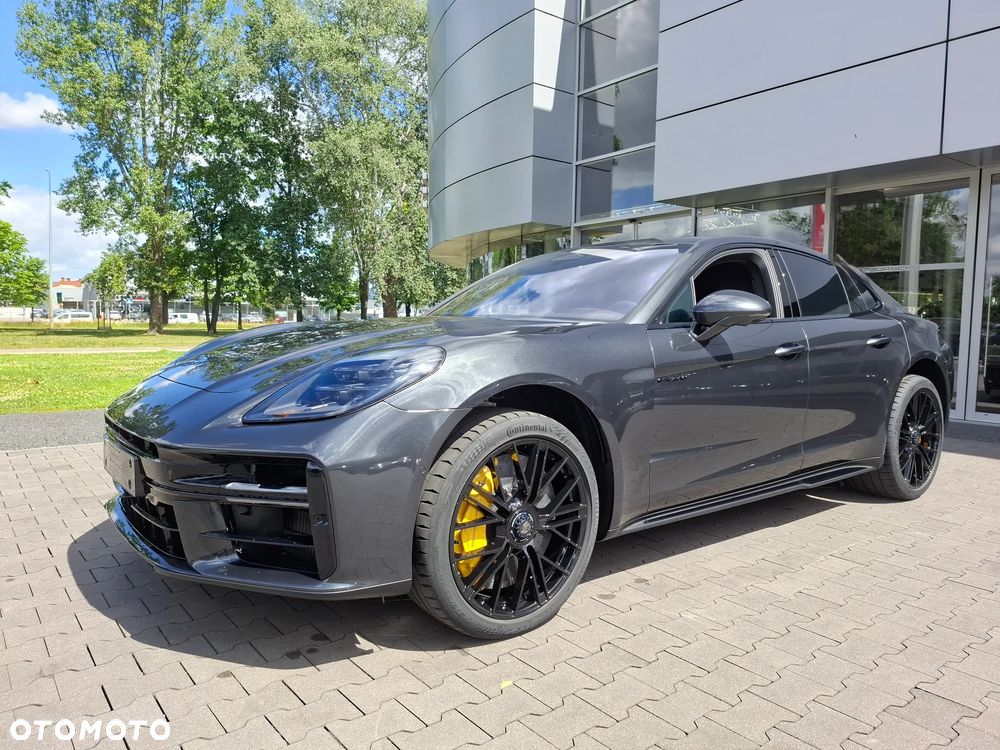 Porsche Panamera Turbo S E-Hybrid PHEV, 2026