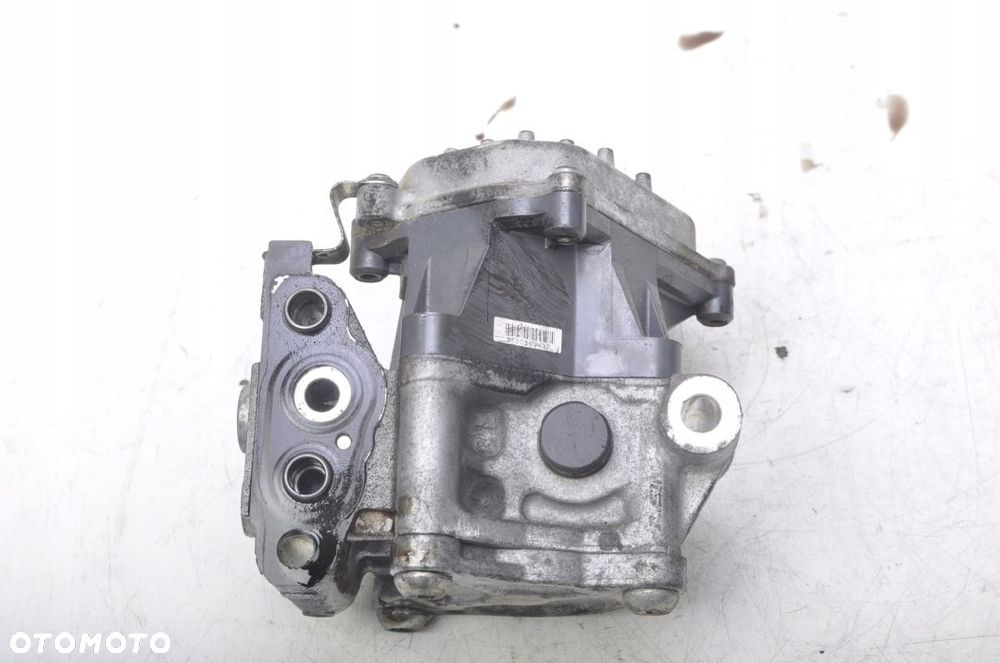 VOLVO S80 II 2.4 D5 POMPA OLEJU SKRZYNI 31325357 - 6