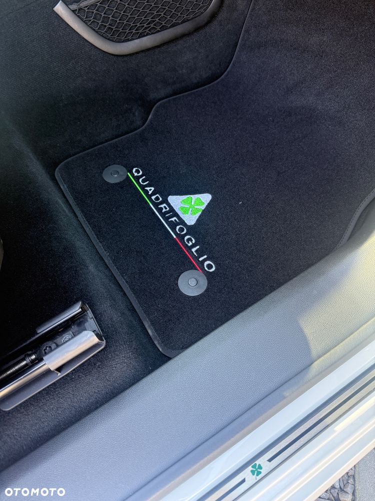 Alfa Romeo Stelvio 2.9 V6 Bi-Turbo Quadrifoglio Q4 - 25