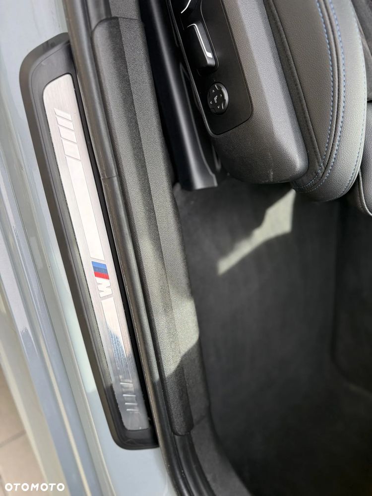BMW Seria 3 320d xDrive Edition M Sport Shadow - 29