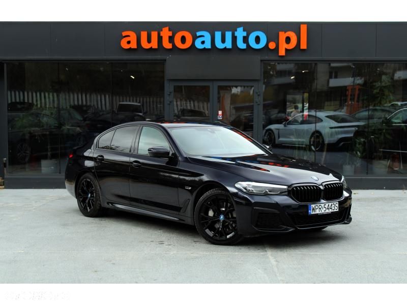 BMW Seria 5 530e xDrive sport - 3