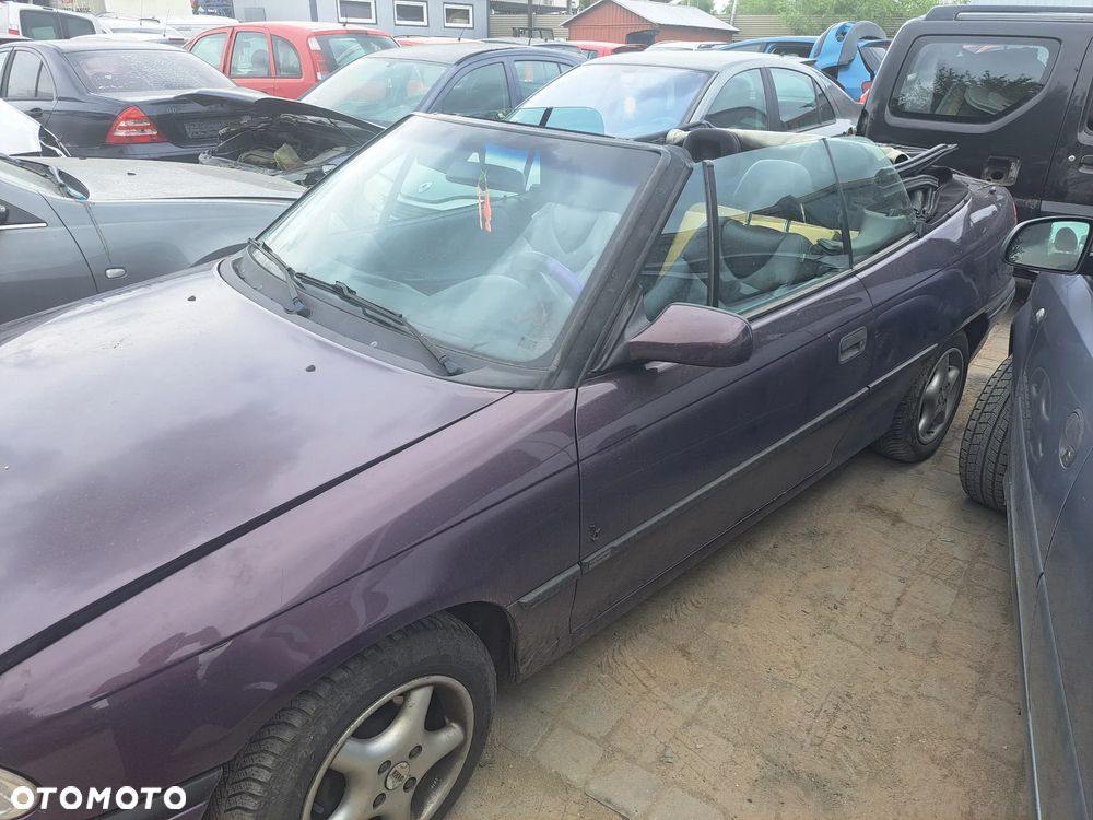 OPEL ASTRA 1.6 KAT 71KM 1995R - CZĘŚCI !!! - 3