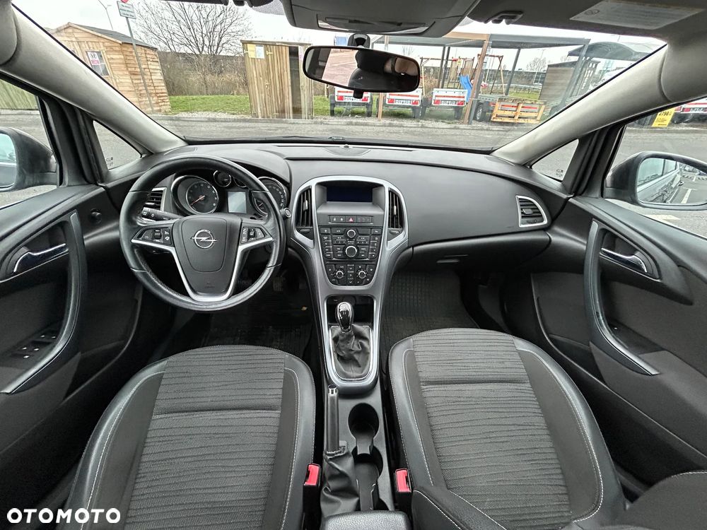 Opel Astra 1.6 Cosmo EU6 - 12
