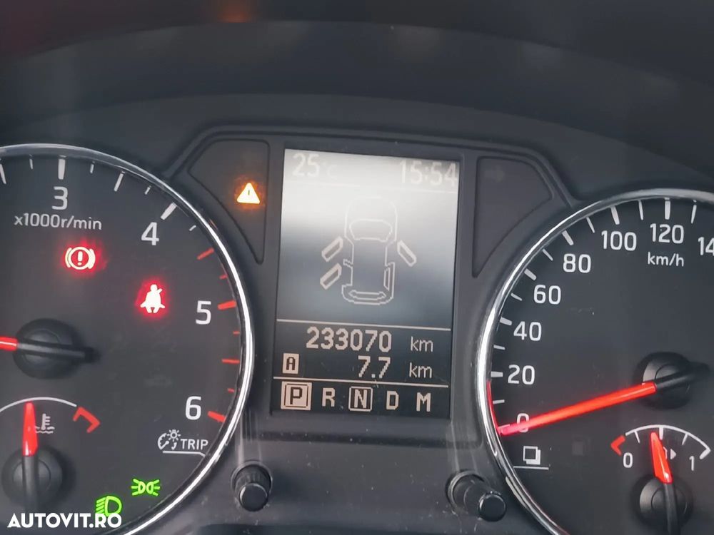 Nissan X-Trail 2.0 dCi 4x4 DPF Automatik Platinum - 12