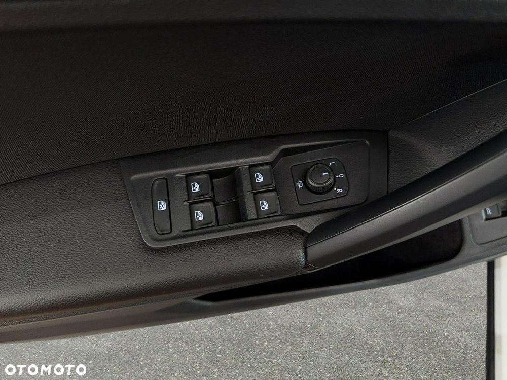 Volkswagen Tiguan - 27