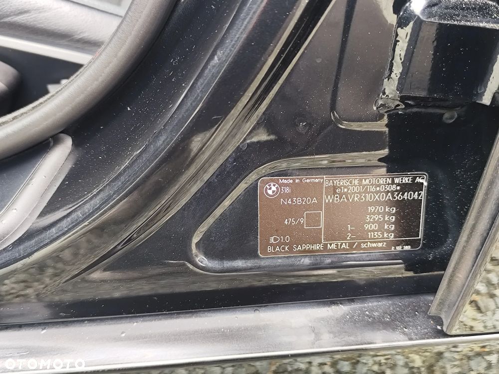 BMW Seria 3 318i - 17