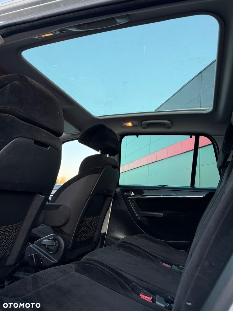 Citroën C4 Picasso - 17