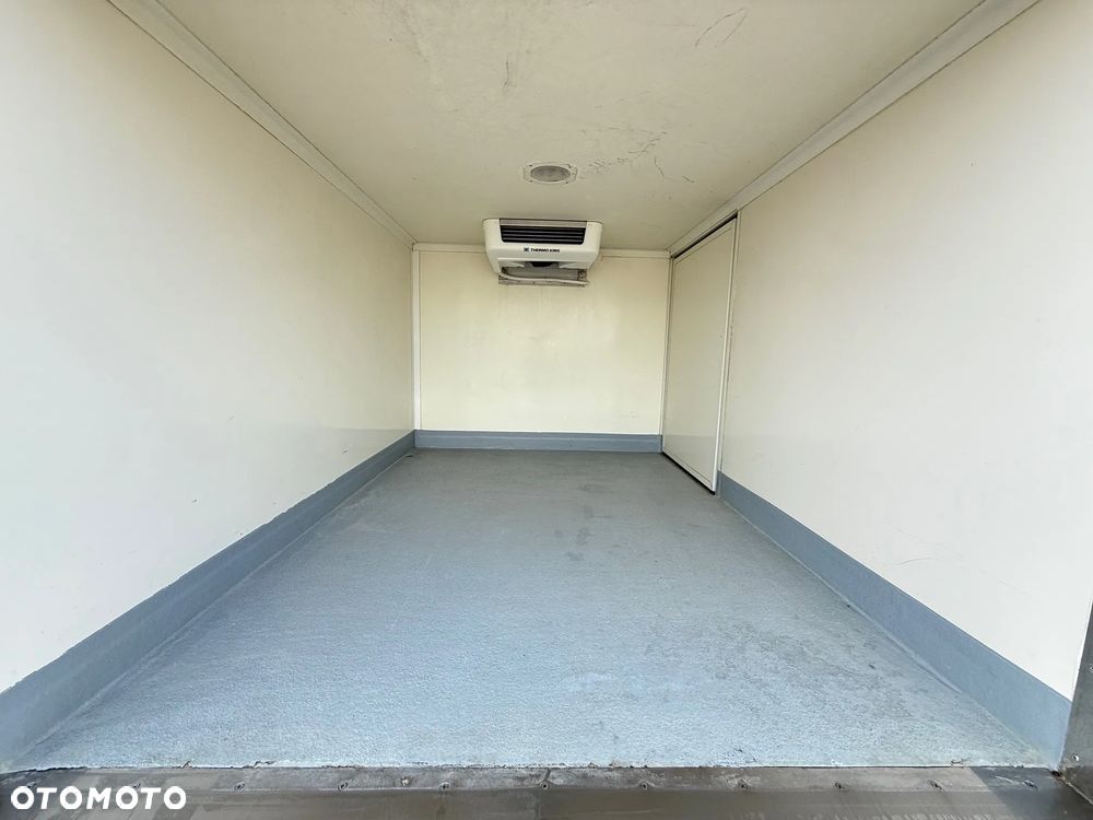 Isuzu Satellite 4X4 Kontener Chłodnia/Mroźnia + 230V ThermoKing - 9