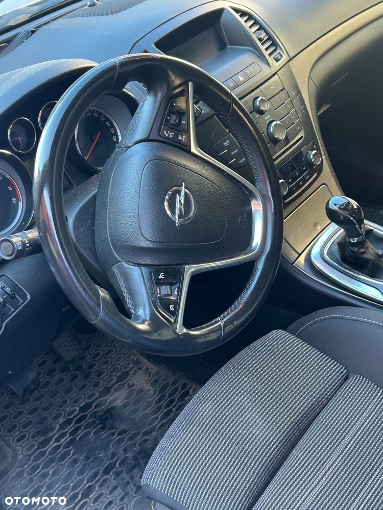 Opel Insignia 1.8 - 2