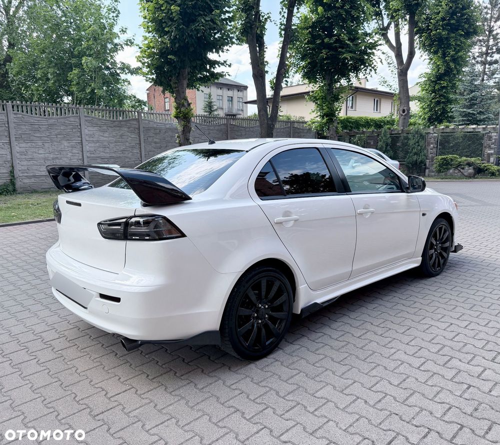Mitsubishi Lancer 1.6 - 15