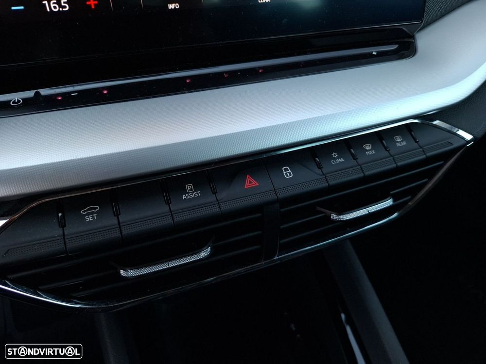Skoda Octavia 2.0 TDI Sportline - 19