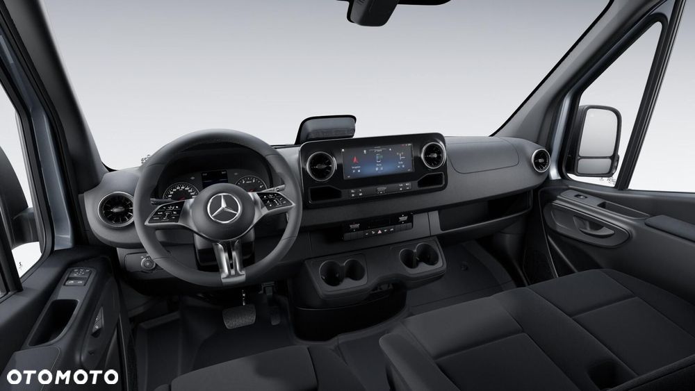 Mercedes-Benz Sprinter - 4