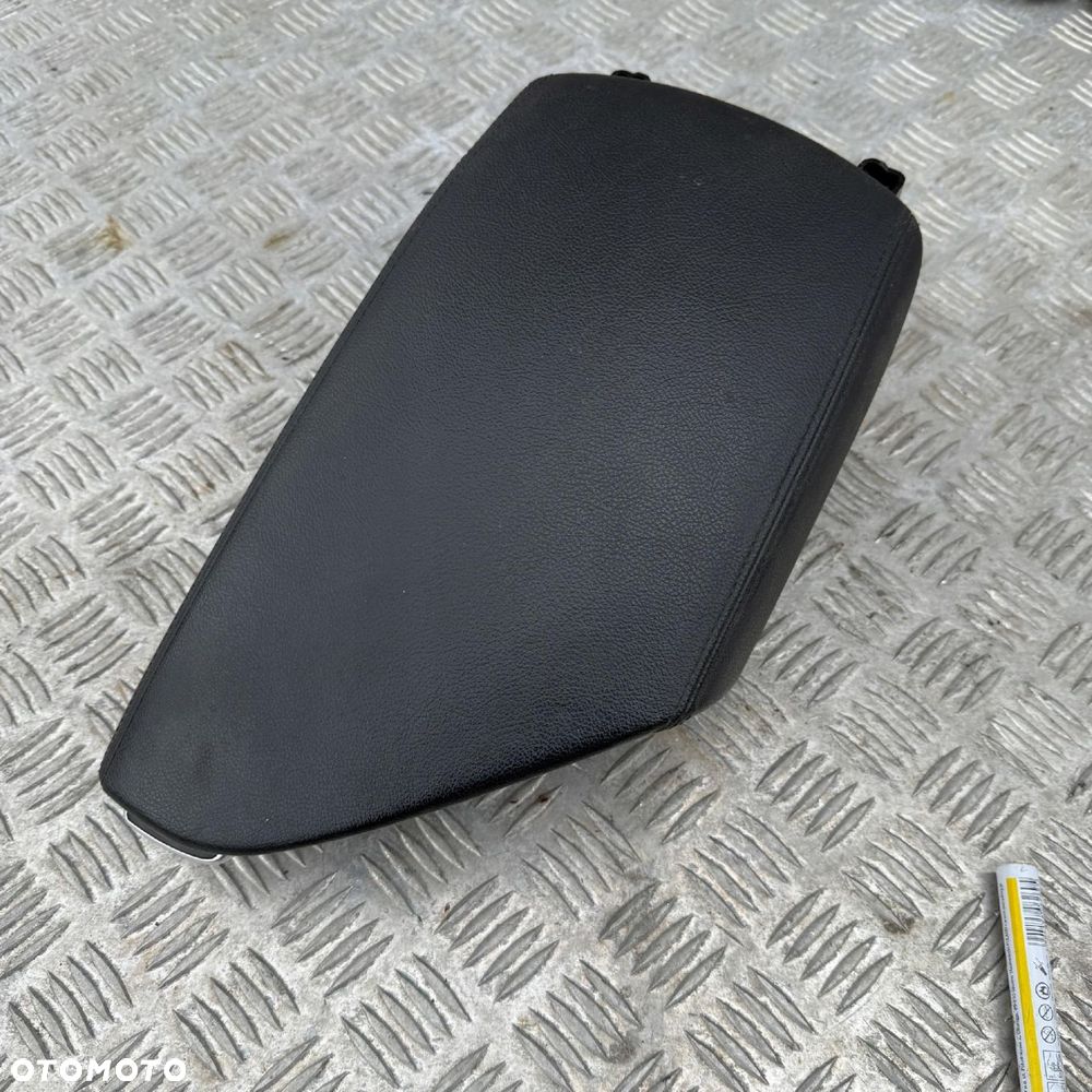 Podłokietnik Hyundai I40 - 1