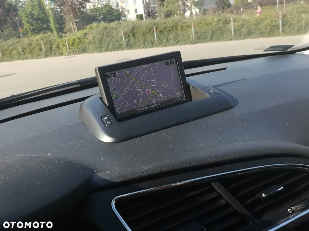 Peugeot 3008 1.6 HDi Style - 14