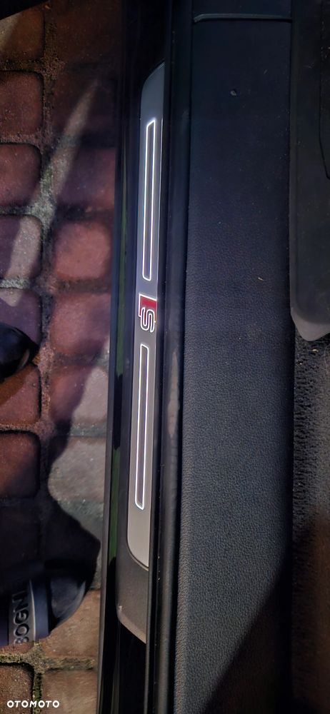 Audi Q7 55 TFSI mHEV Quattro S Line Tiptr - 23