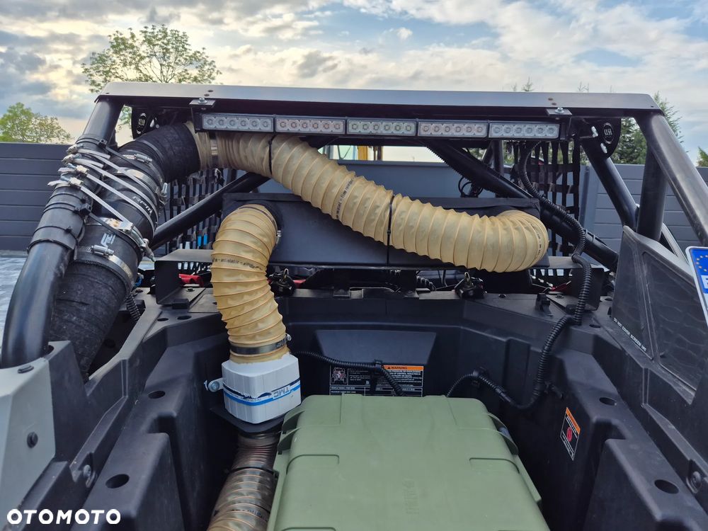 Polaris RZR - 21