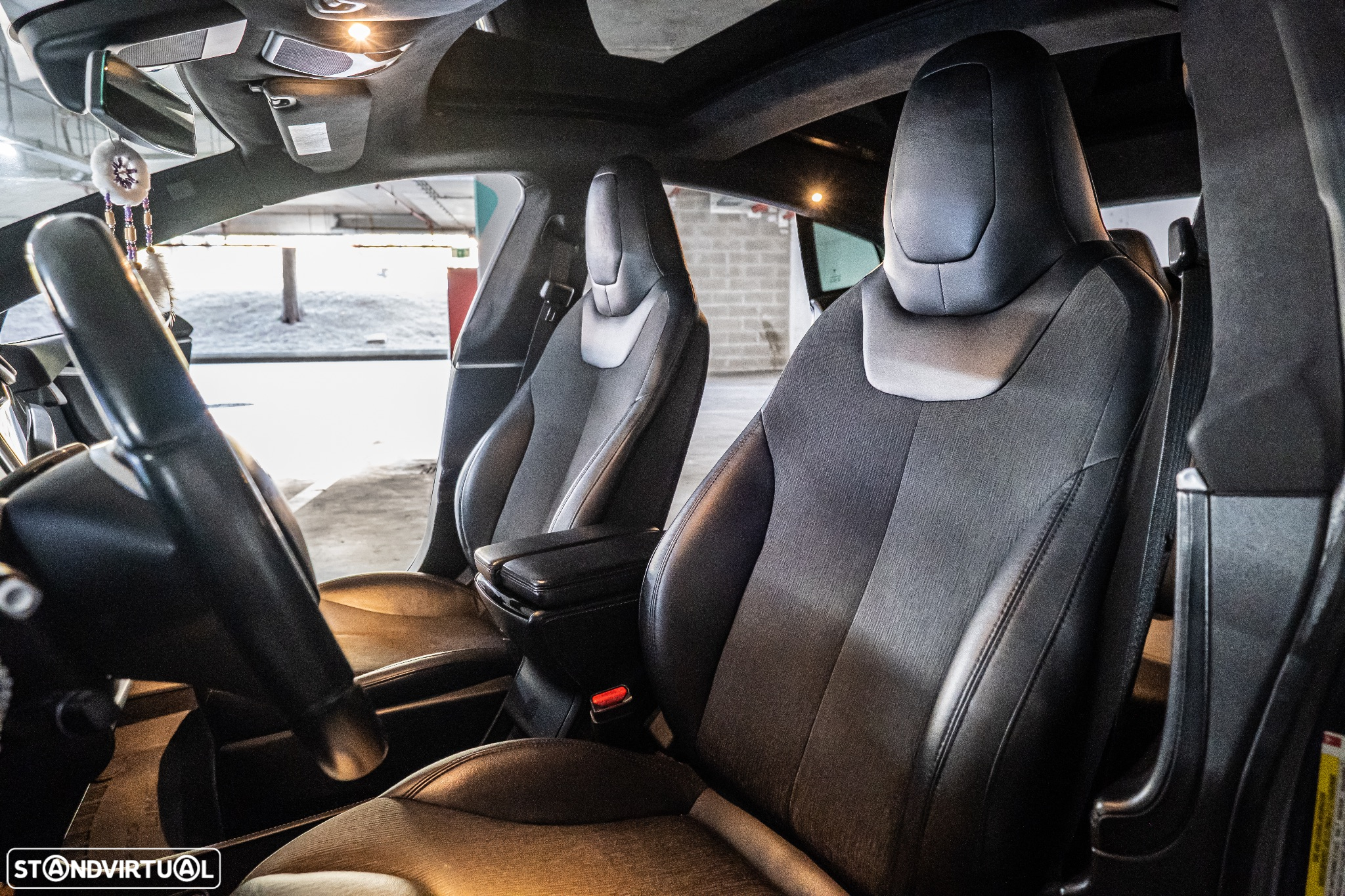Tesla Model S 85 - 31